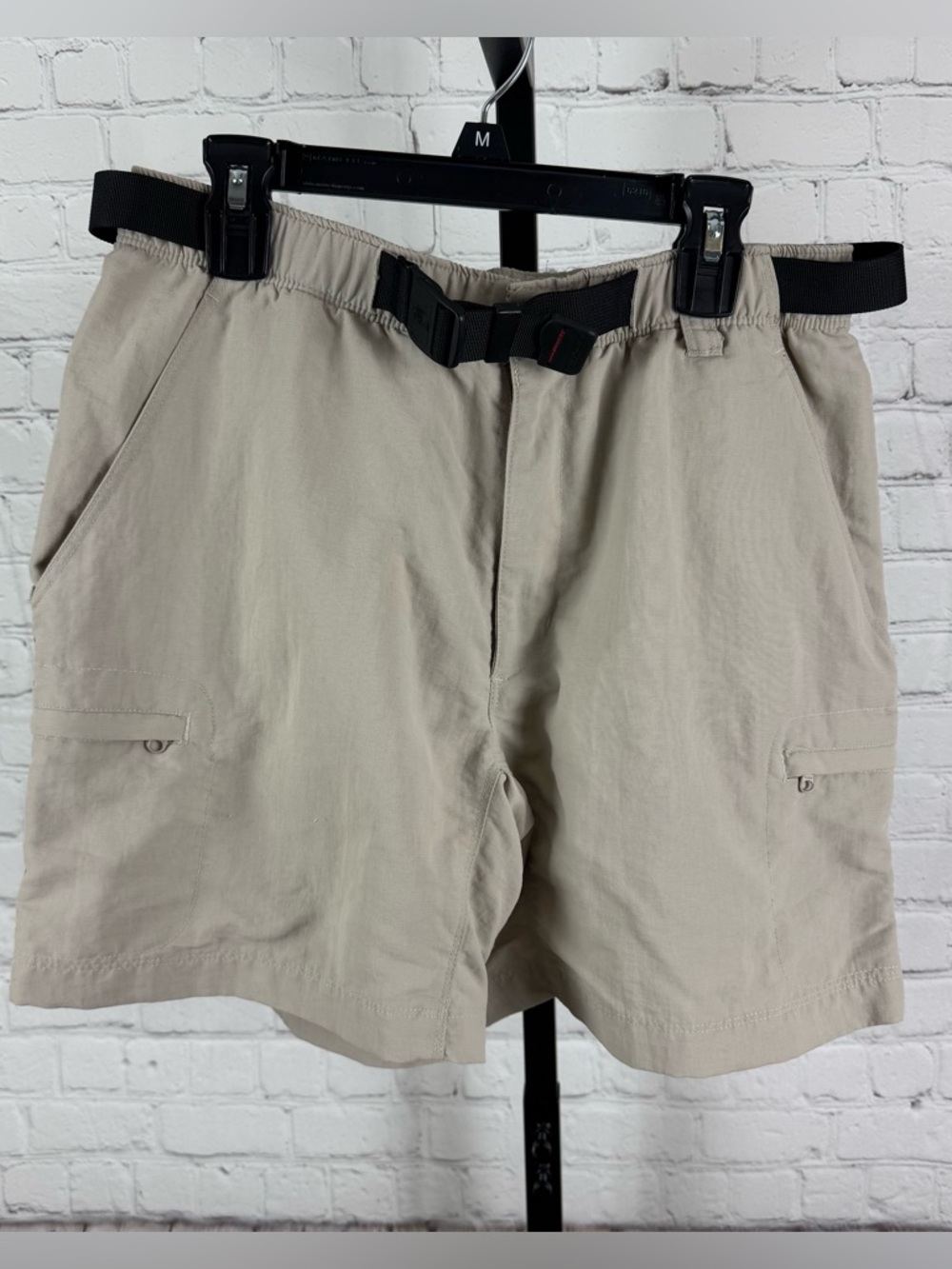 The North Face Light Khaki Belted Nylon Cargo Shorts Size Small